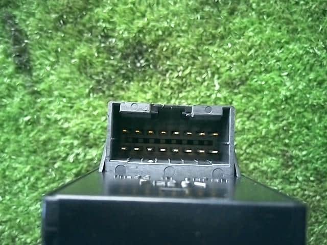 Power Window Switch SUZUKI Every 2008 EBD-DA64V 3799068H70ZL9 — photo 4