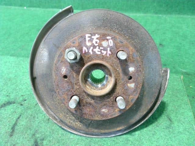 Front Right Knuckle Hub Assembly DAIHATSU Hijet 2016 EBD-S510P — photo 1