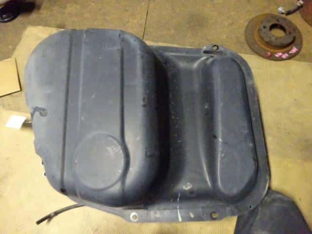 Fuel Tank MITSUBISHI eK Wagon 2009 DBA-H82W — photo 4