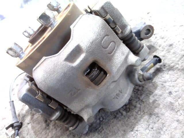 Front Right Knuckle Hub Assembly SUZUKI Hustler 2014 DBA-MR31S — photo 2
