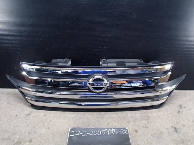 Radiator Grille NISSAN Dayz roox 2015 DBA-B21A — photo 1