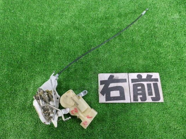 Door Lock Solenoid TOYOTA Vitz 1999 GF-SCP10 — photo 1