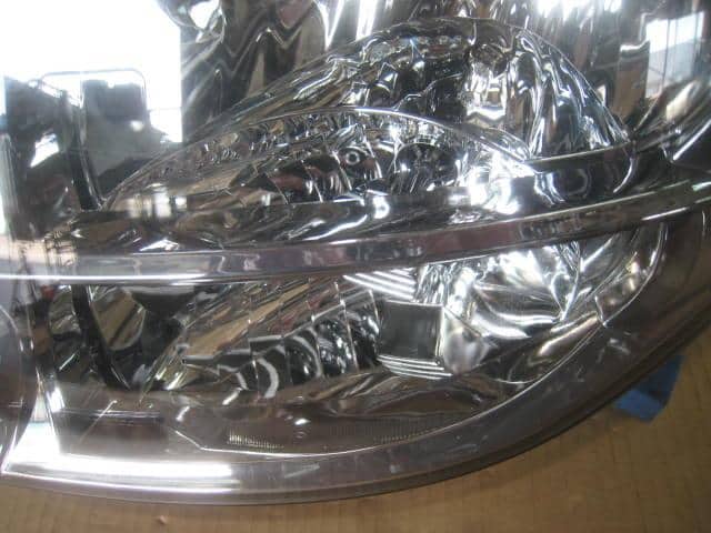 Left Headlight NISSAN Elgrand 2002 UA-E51 — photo 10