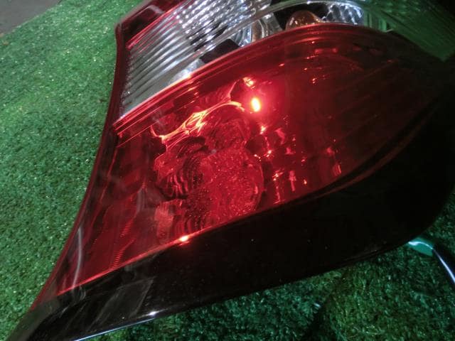Right Tail Light NISSAN Note 2016 DAA-HE12 — photo 4