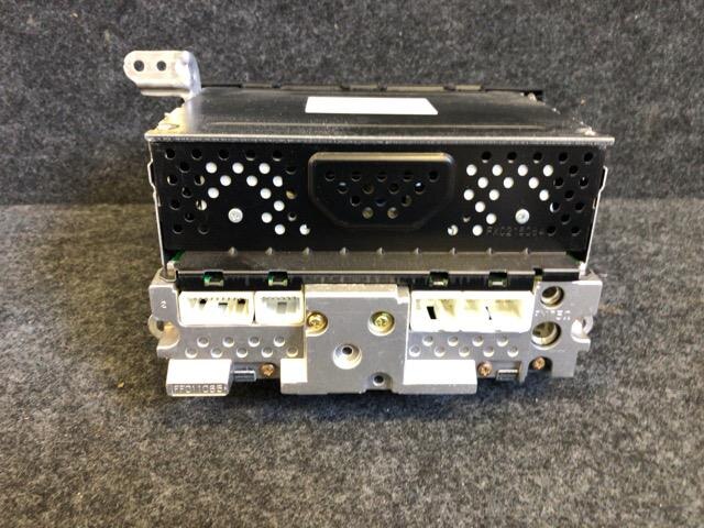 Audio TOYOTA Wish 2003 UA-ZNE14 — photo 3