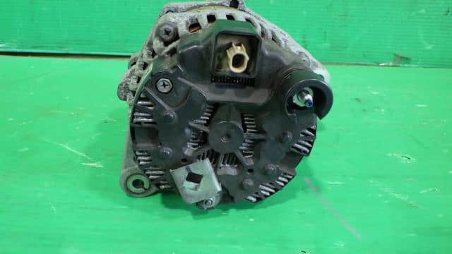 Alternator HONDA Fit 2014 DBA-GK3 — photo 3