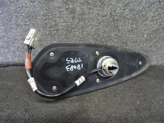 Antenna MAZDA Axela 2014 DBA-BM5FS — photo 2