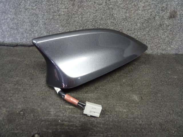 Antenna MAZDA Axela 2014 DBA-BM5FS — photo 3