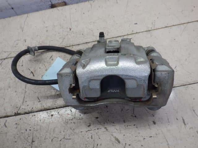Front Right Caliper SUZUKI Swift 2017 CBA-ZC33S 5510168R00999 — photo 1