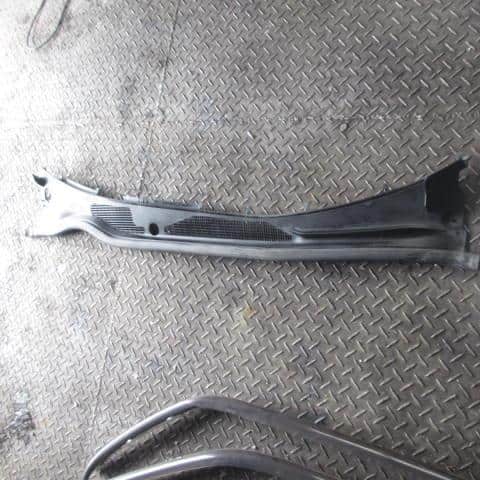 Cowl Top Panel TOYOTA Chaser 1999 GF-GX10 — photo 1