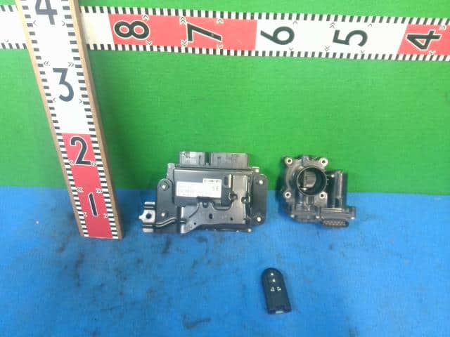 Throttle Body SUBARU 2018 DBA-LA610F 22030B2040 — photo 1