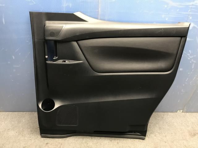 Rear Right Door Trim TOYOTA vellfire 2015 DBA-AGH30 — photo 1