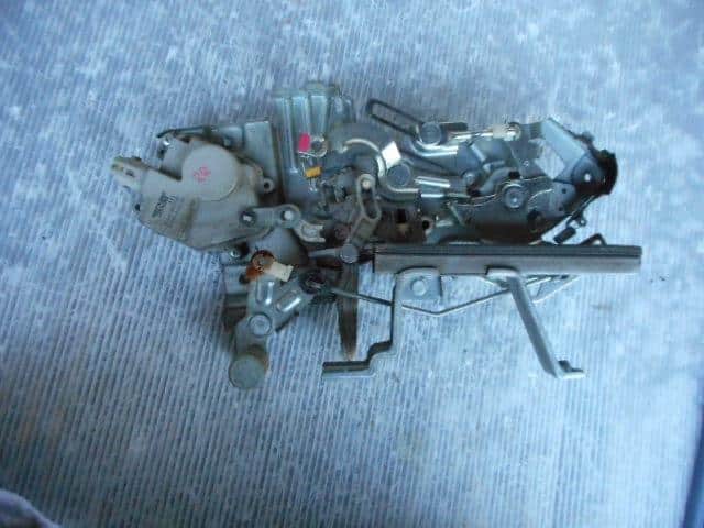 Rear Right Door Lock Actuator NISSAN Roox 2010 DBA-ML21 — photo 1
