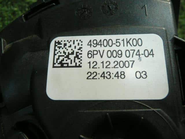 Pedal SUZUKI Swift 2008 DBA-ZC71S 4940051K00 — photo 2