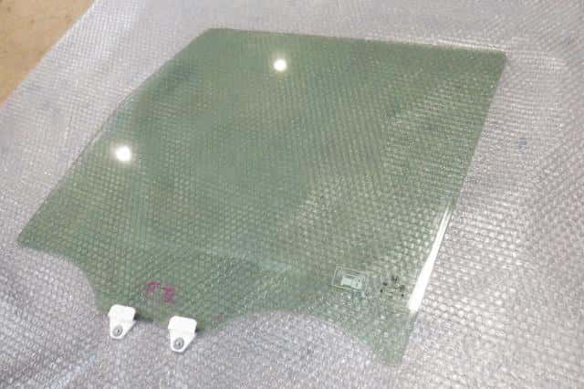 Front Left Door Windshield HONDA N BOX 2013 DBA-JF2 — photo 2