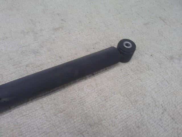 Rear Left Shock Absorber HONDA Fit 2012 DAA-GP1 — photo 2