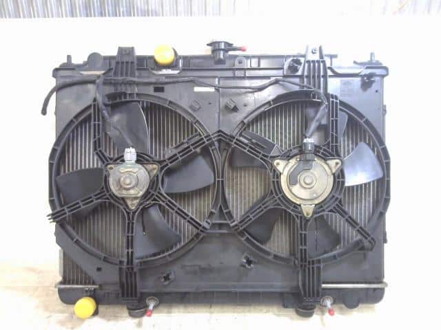 Radiator NISSAN Serena 2003 UA-TNC24 — photo 4
