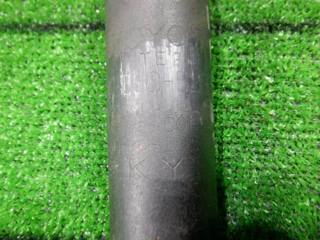 Rear Right Shock Absorber TOYOTA Aqua 2013 DAA-NHP10 — photo 6