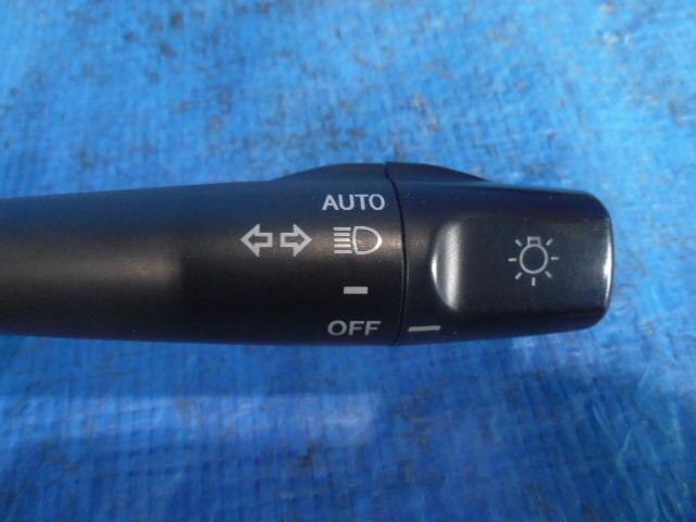 Combination Switch TOYOTA Hiace 2008 CBF-TRH228 — photo 3