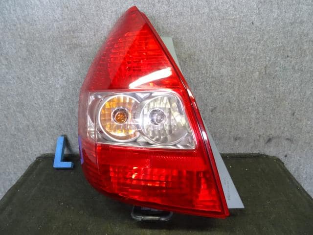 Left Tail Light HONDA Fit 2003 UA-GD3 — photo 1