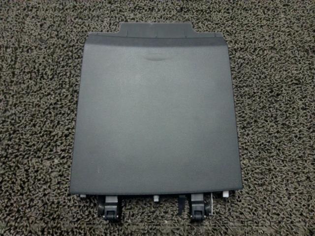 Console Box NISSAN Dayz roox 2017 DBA-B21A — photo 1