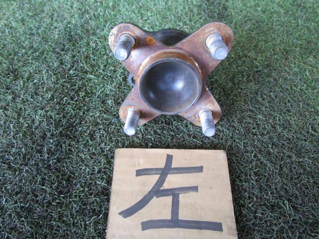 Rear Wheel Hub DAIHATSU Mira 2009 DBA-L275S — photo 1