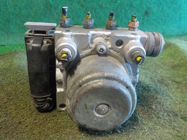 ABS Actuator HONDA Fit 2009 DBA-GE — photo 1