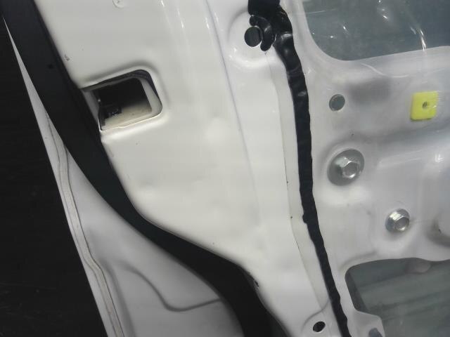 Front Left Door Assembly TOYOTA Pixis 2012 EBD-S321 — photo 3