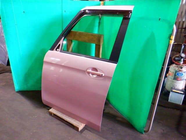 Front Left Door Assembly SUZUKI Spacia 2015 DAA-MK42S 6800281M00 — photo 4