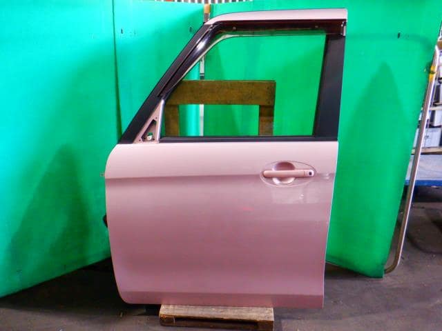 Front Left Door Assembly SUZUKI Spacia 2015 DAA-MK42S 6800281M00 — photo 1