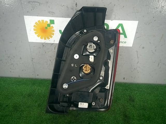 Left Tail Light HONDA N-one 2013 DBA-JG1 — photo 2