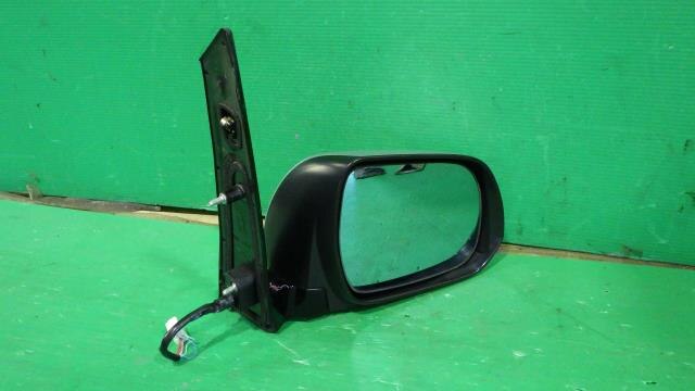 Right Side Mirror TOYOTA Estima 2006 DBA-ACR50 — photo 4