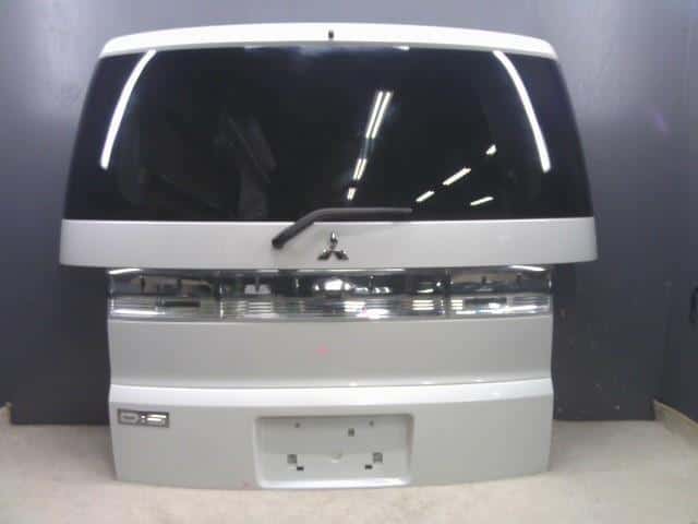 Back Door Assembly MITSUBISHI Delica D5 2007 DBA-CV5W — photo 1