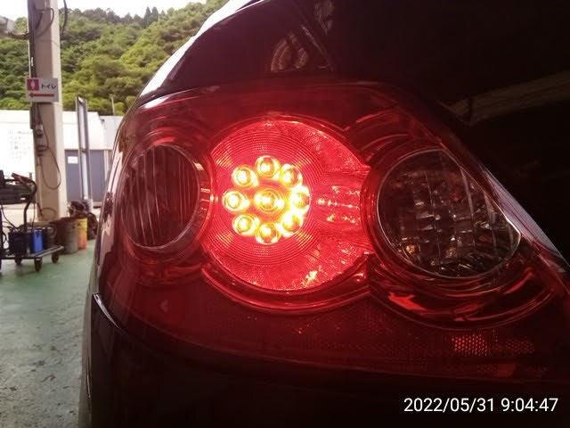 Left Tail Light TOYOTA Mark X 2005 DBA-GRX120 — photo 2
