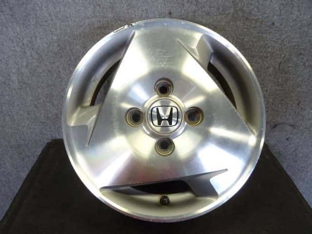 Wheel HONDA Vamos 2003 LA-HM1 — photo 1
