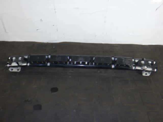 Front Bumper Reinforcement SUZUKI Swift 2009 DBA-ZC11S 5827063J10 — photo 1
