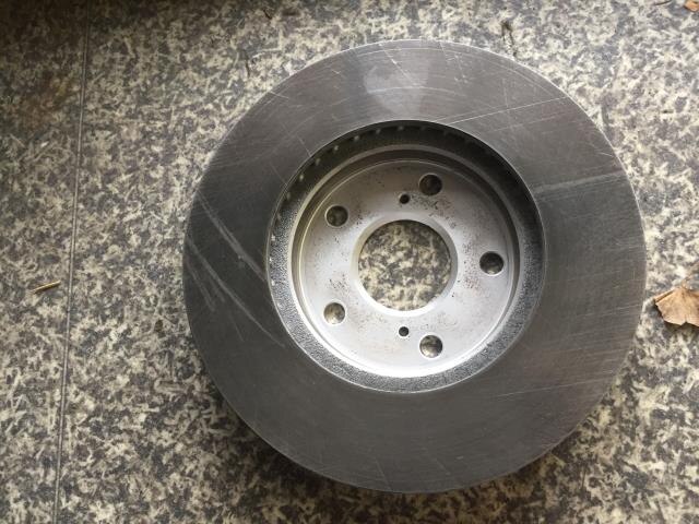 Front Disk Rotor TOYOTA Progres 2001 TA-JCG11 — photo 2