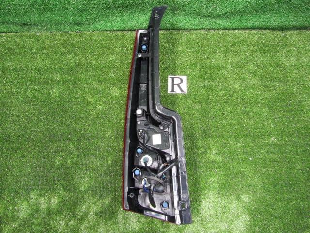 Right Tail Light SUBARU Stella 2020 DBA-LA150F 81551B2340 — photo 2