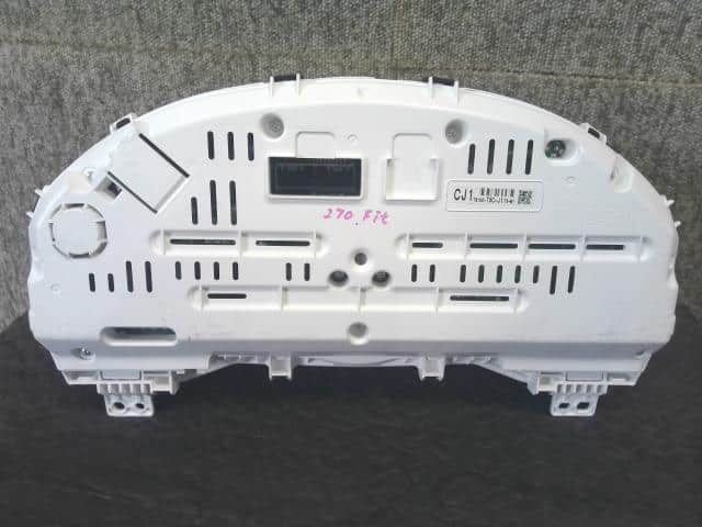 Speedometer HONDA Fit 2013 DAA-GP5 — photo 4