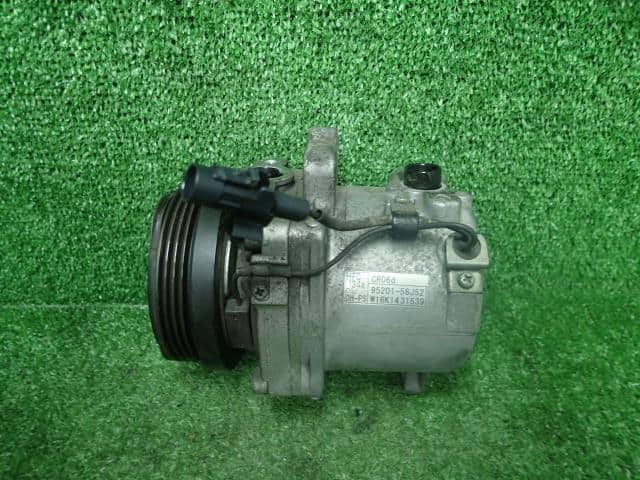 A/C Compressor SUZUKI Jimny 2016 ABA-JB23W 9520158J52 — photo 1