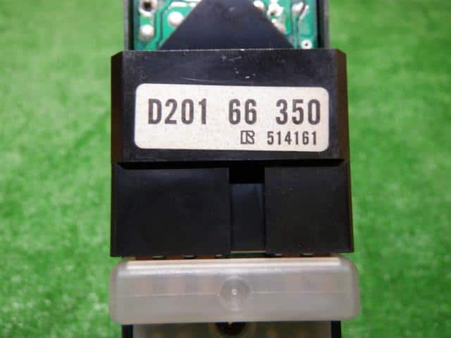 Power Window Switch MAZDA Demio 1998 E-DW5W — photo 8