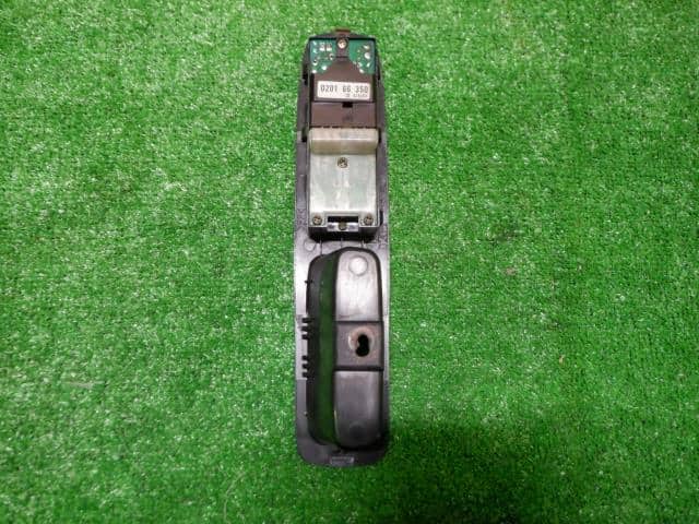 Power Window Switch MAZDA Demio 1998 E-DW5W — photo 2