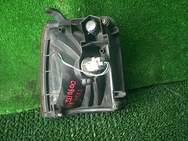 Right Side Marker Light TOYOTA Comfort 2004 ABA-YXS11 — photo 3