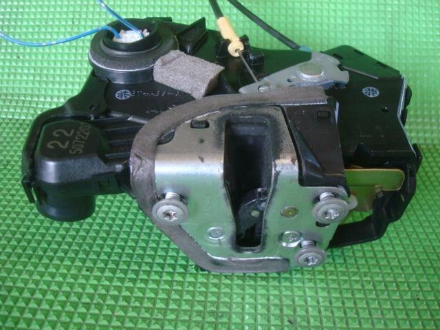 Front Left Door Lock Actuator TOYOTA Passo 2005 DBA-KGC10 — photo 4
