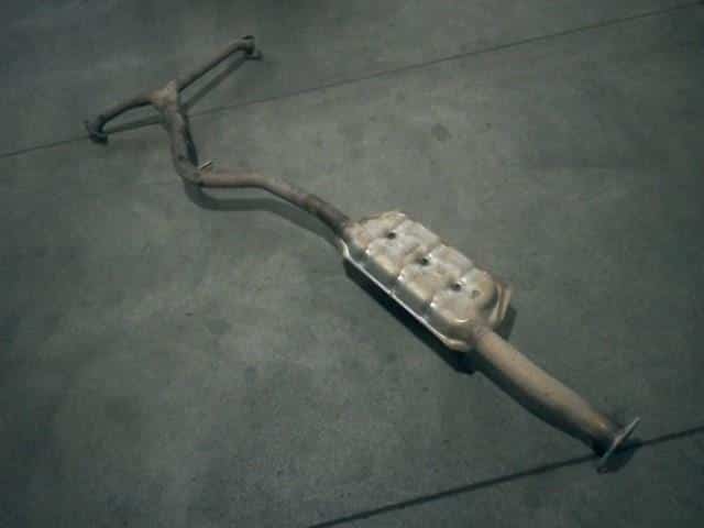 Exhaust Center Muffler SUBARU Levorg 2017 DBA-VMG 44200VA080 — photo 2