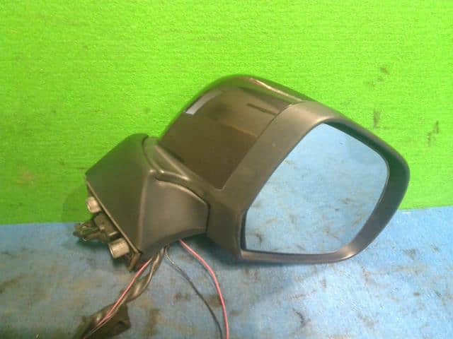 Right Side Mirror NISSAN Note 2013 DBA-NE12 — photo 5