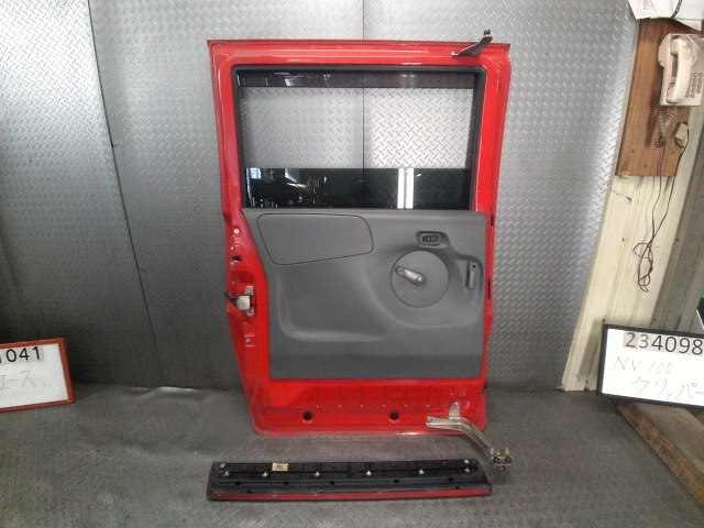 Rear Left Door Assembly NISSAN Clipper 2009 CBA-U71 — photo 5