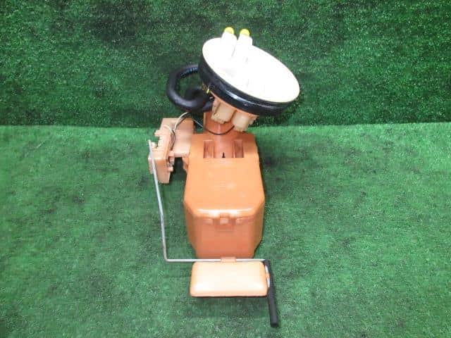Fuel Pump NISSAN Primera 1998 GF-QP11 170426J900 — photo 2