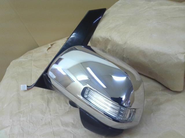 Left Side Mirror TOYOTA Estima 2009 DAA-AHR20 — photo 2