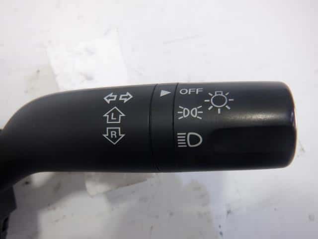 Light MAZDA Axela 2011 DBA-BLFFP C27366122 — photo 5